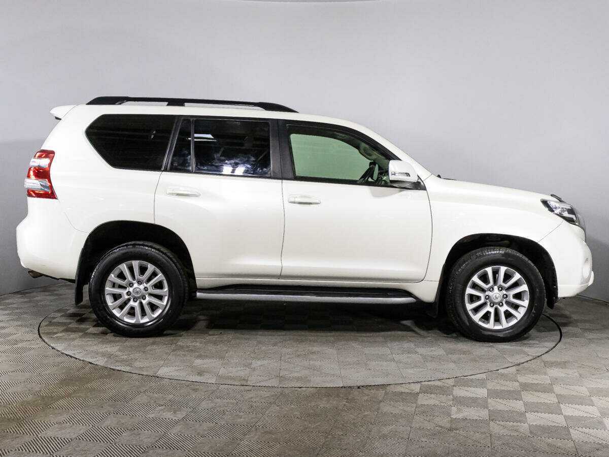 Toyota Land Cruiser Prado б/у, 2014, Автоматическая. Фото: #2