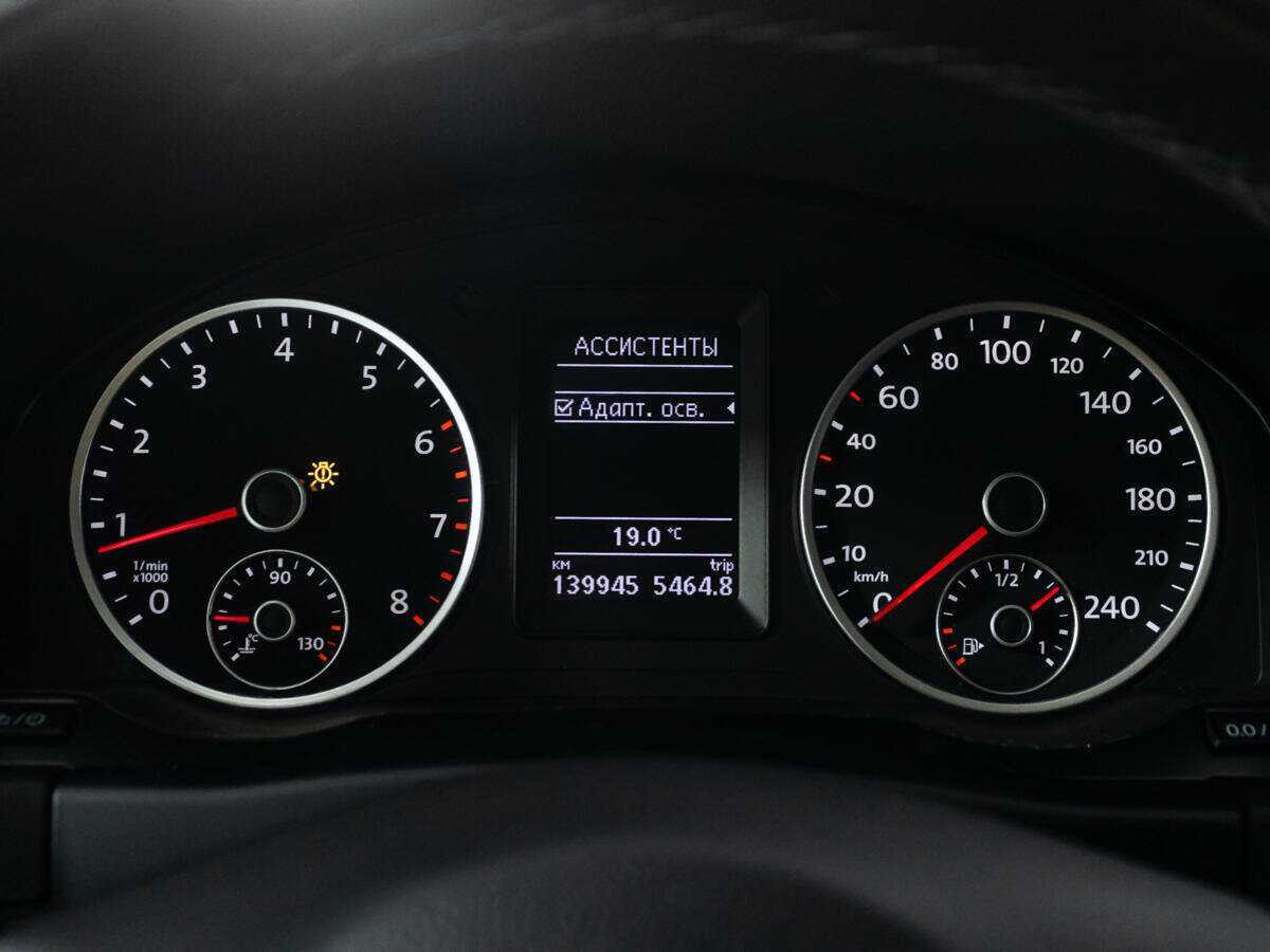 Фольксваген Тигуан б/у, 2013, Автоматическая. Фото: #11