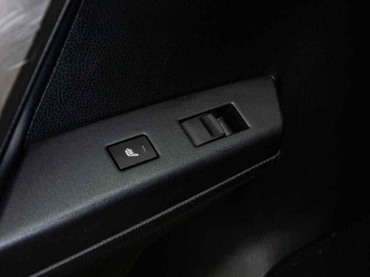 Toyota RAV4 б/у, 2018, Автоматическая. Фото: #16