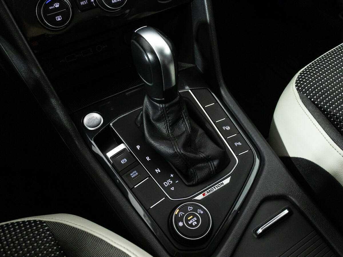 Volkswagen Tiguan б/у, 2020, Роботизированная. Фото: #17