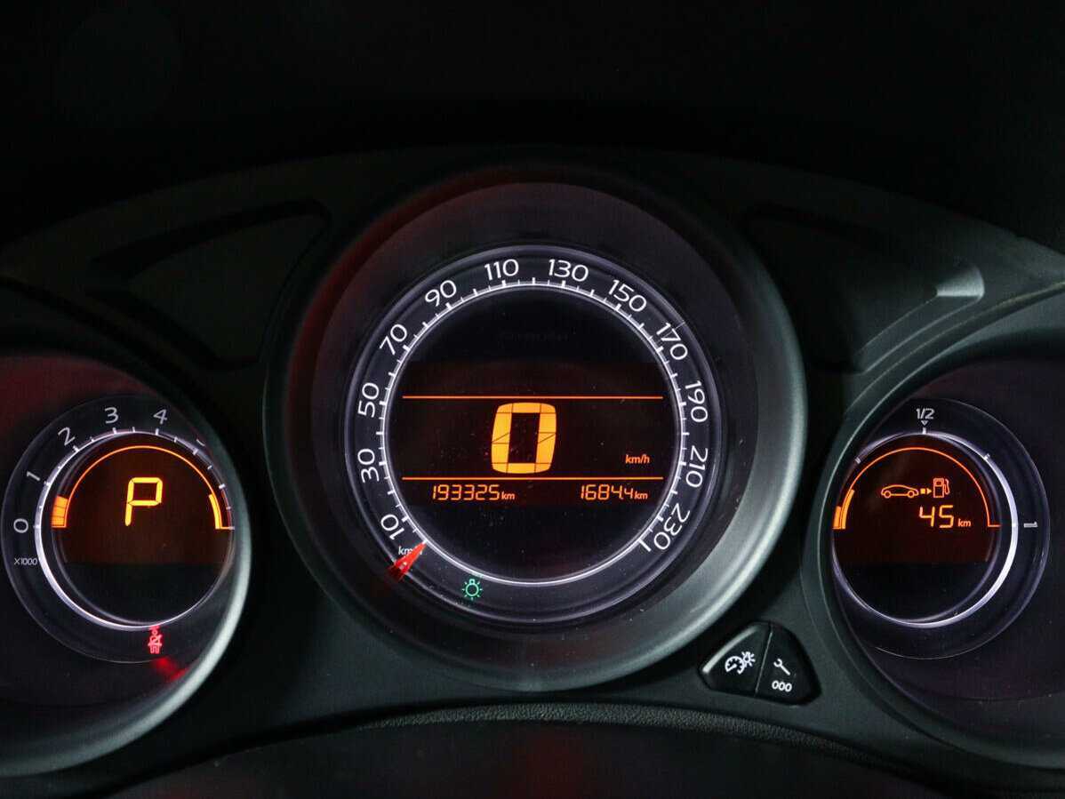 Citroen C4 б/у, 2012, Автоматическая. Фото: #8