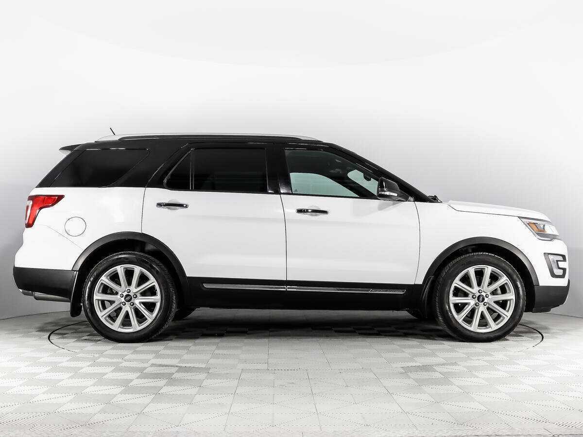Ford Explorer б/у, 2017, Автоматическая. Фото: #3