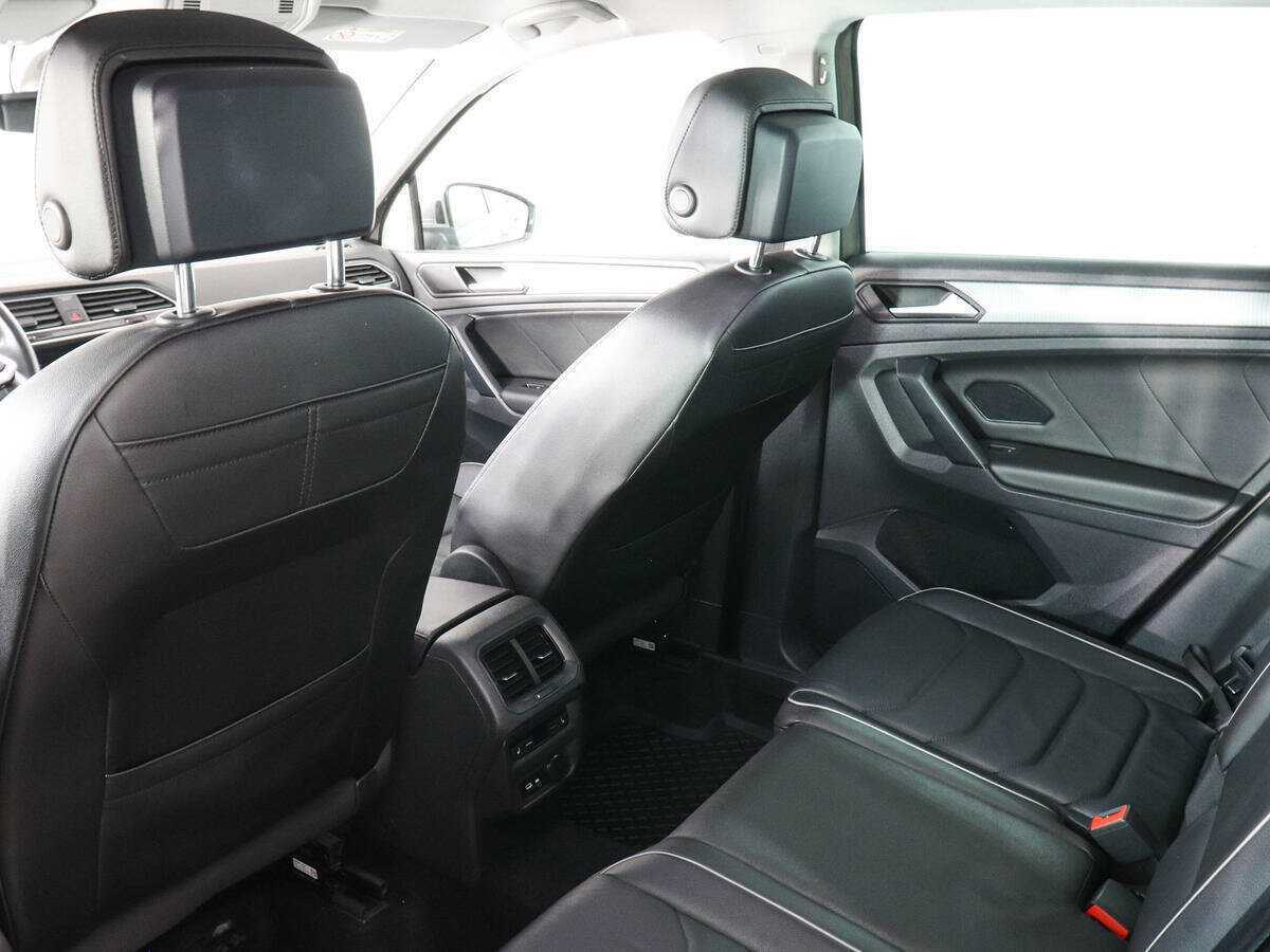 Volkswagen Tiguan б/у, 2021, Роботизированная. Фото: #11