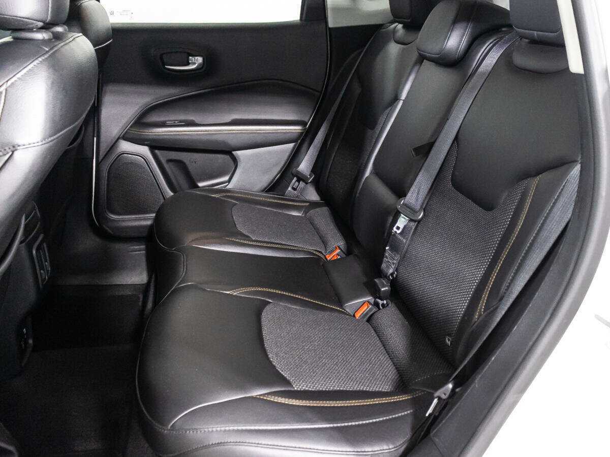 Jeep Compass б/у, 2017, Автоматическая. Фото: #9