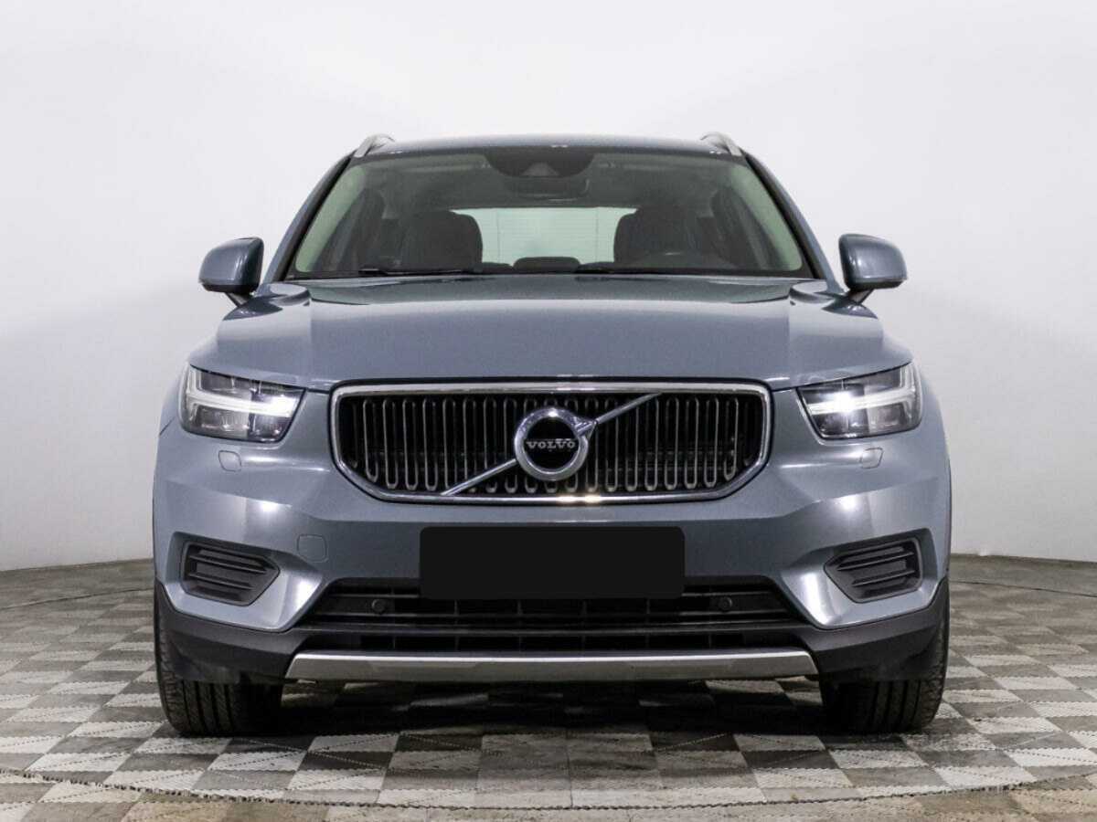 Volvo XC40 б/у, 2020, Автоматическая. Фото: #1