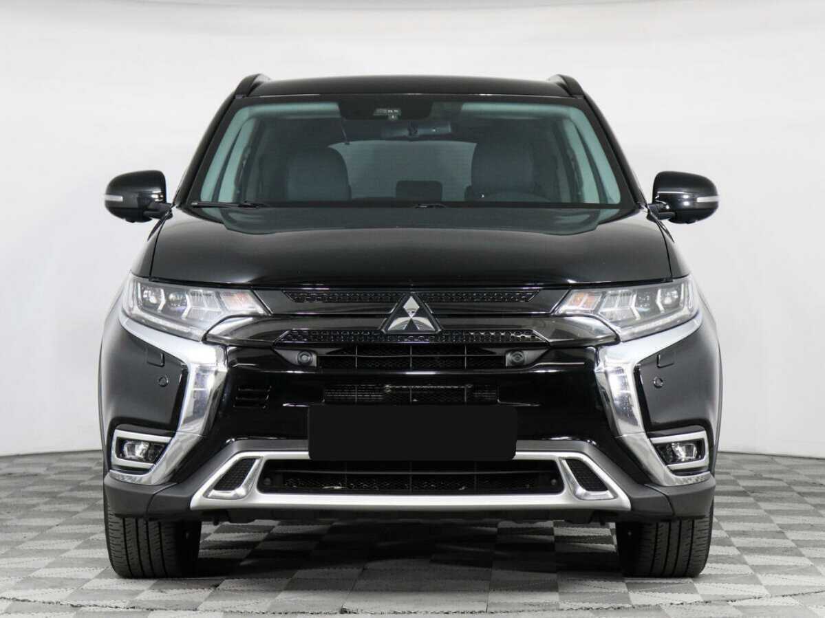 Mitsubishi Outlander б/у, 2022, Вариатор. Фото: #1