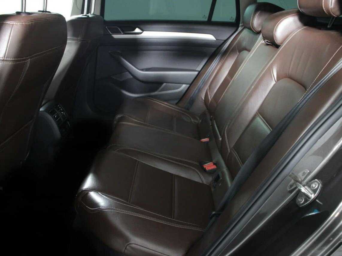 Фольксваген Пассат б/у, 2017, Роботизированная. Фото: #9