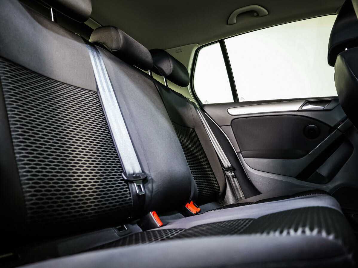 Volkswagen Golf б/у, 2012, Роботизированная. Фото: #11