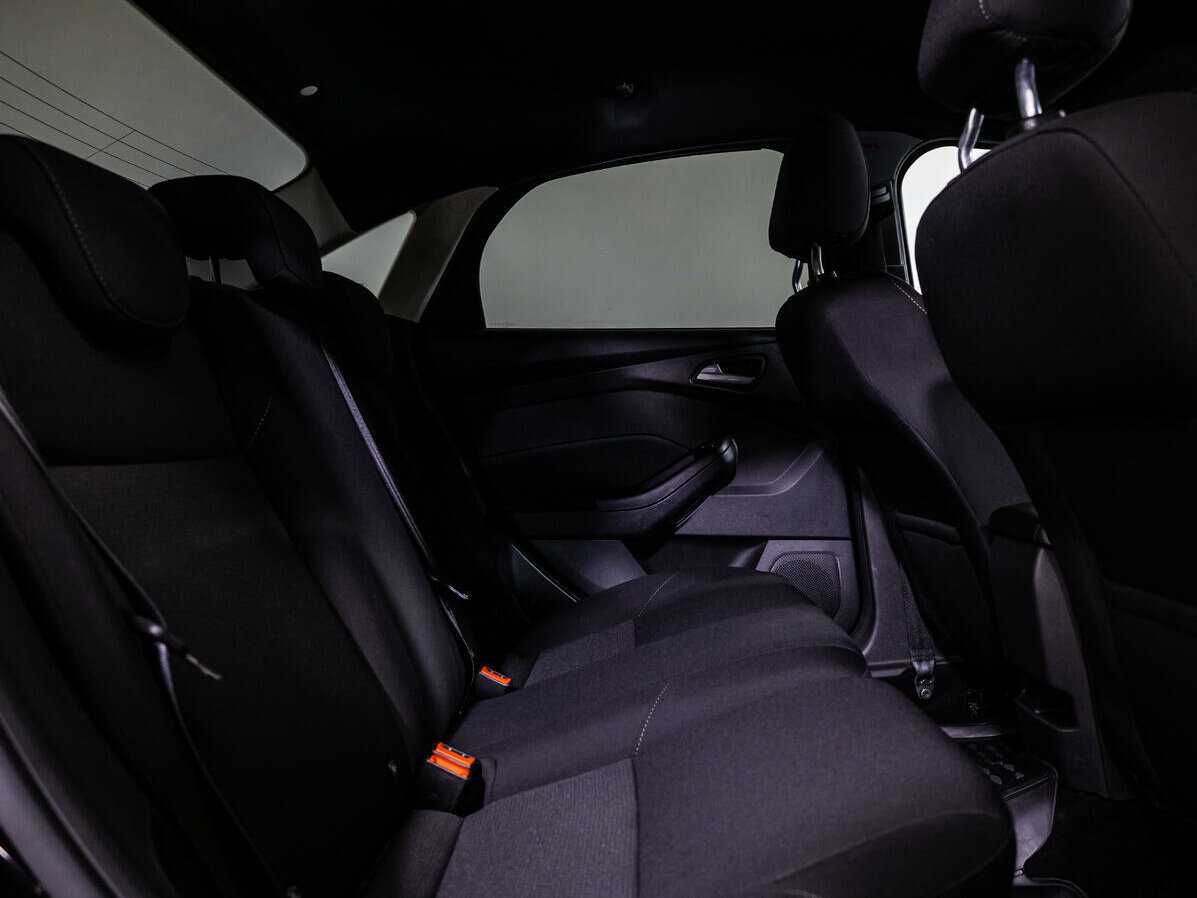 Форд Фокус б/у, 2017, Механическая. Фото: #8