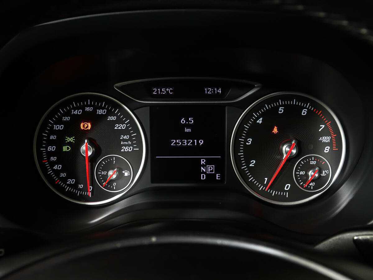 Mercedes-Benz B-Класс б/у, 2015, Роботизированная. Фото: #9