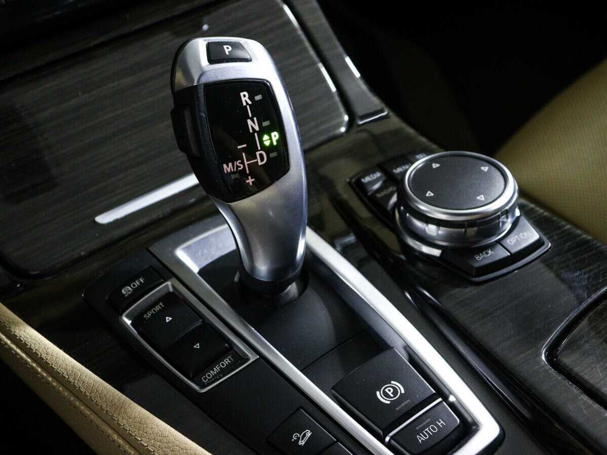 BMW 5 серии б/у, 2016, Автоматическая. Фото: #19