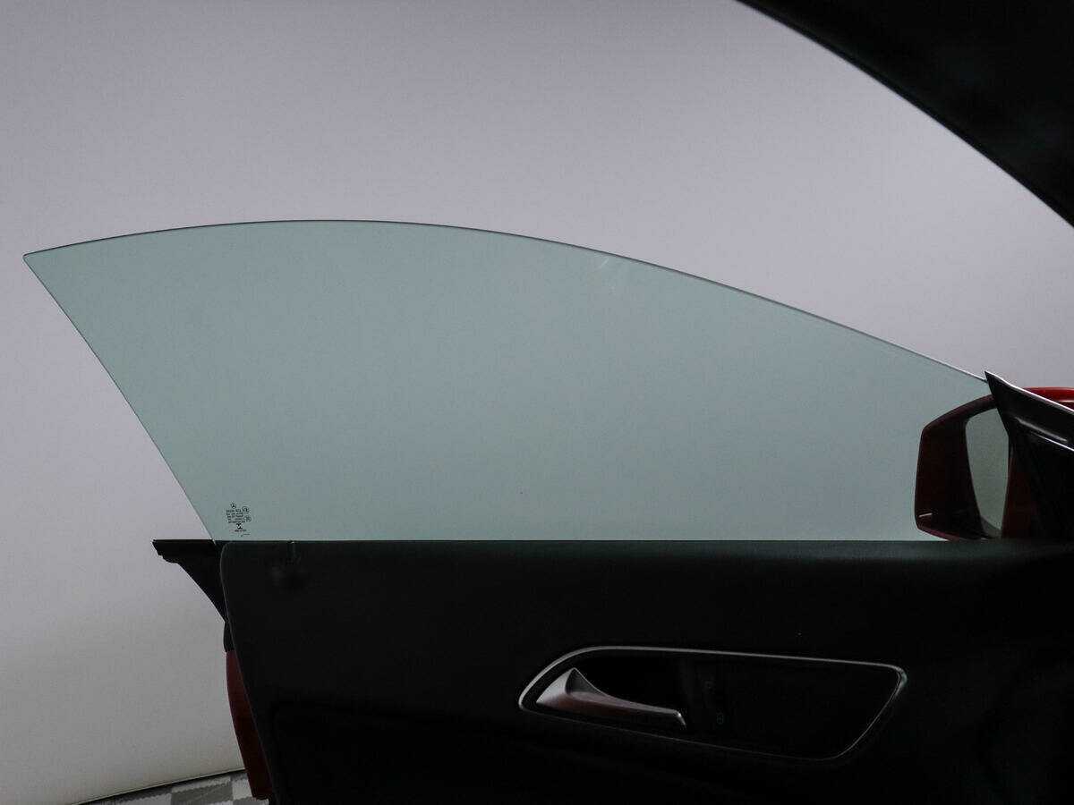 Mercedes-Benz CLA б/у, 2013, Роботизированная. Фото: #15