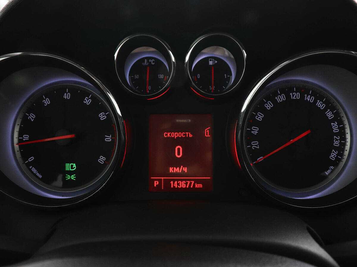 Opel Astra б/у, 2012, Автоматическая. Фото: #10