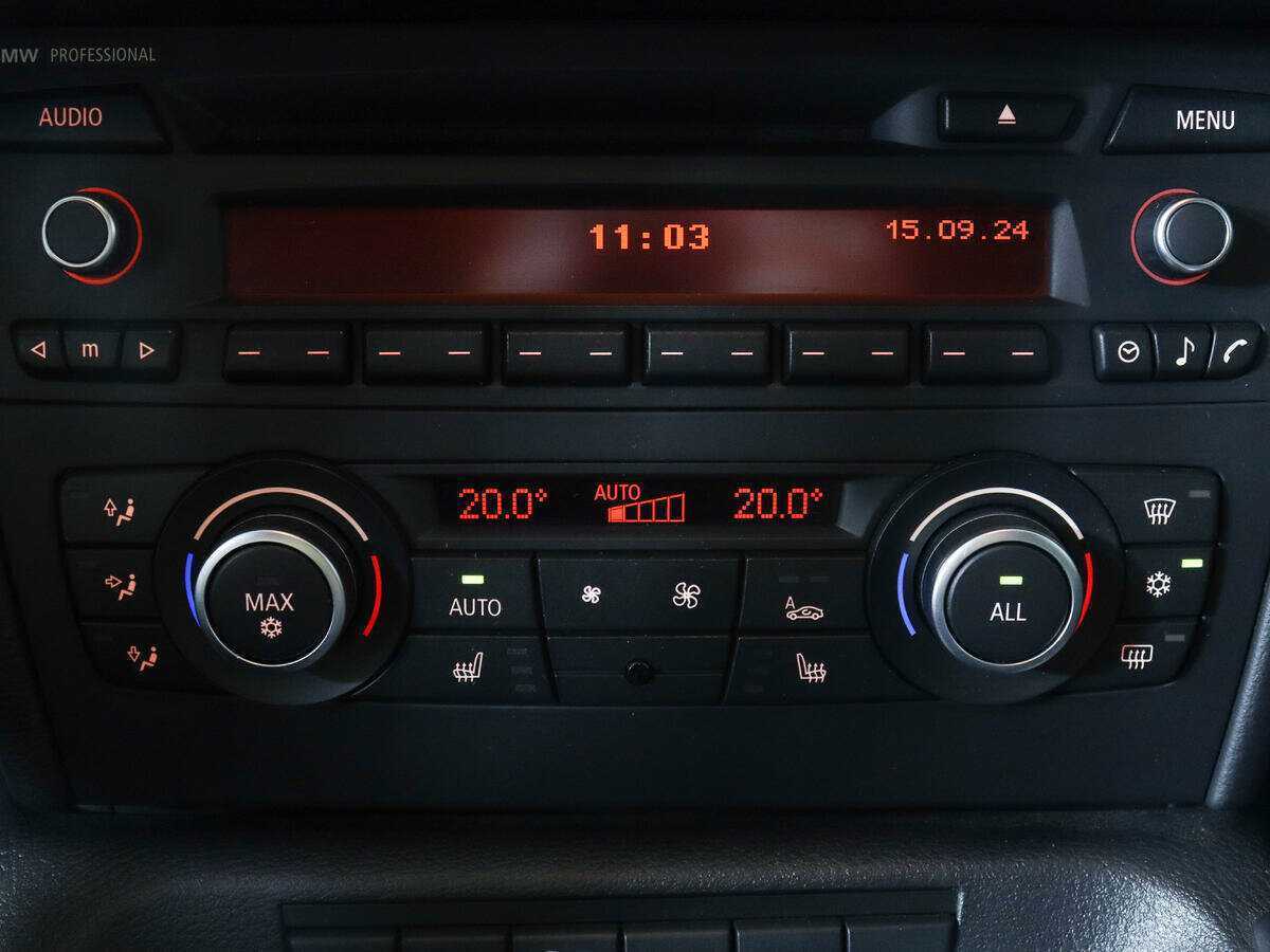 BMW X1 б/у, 2012, Автоматическая. Фото: #14