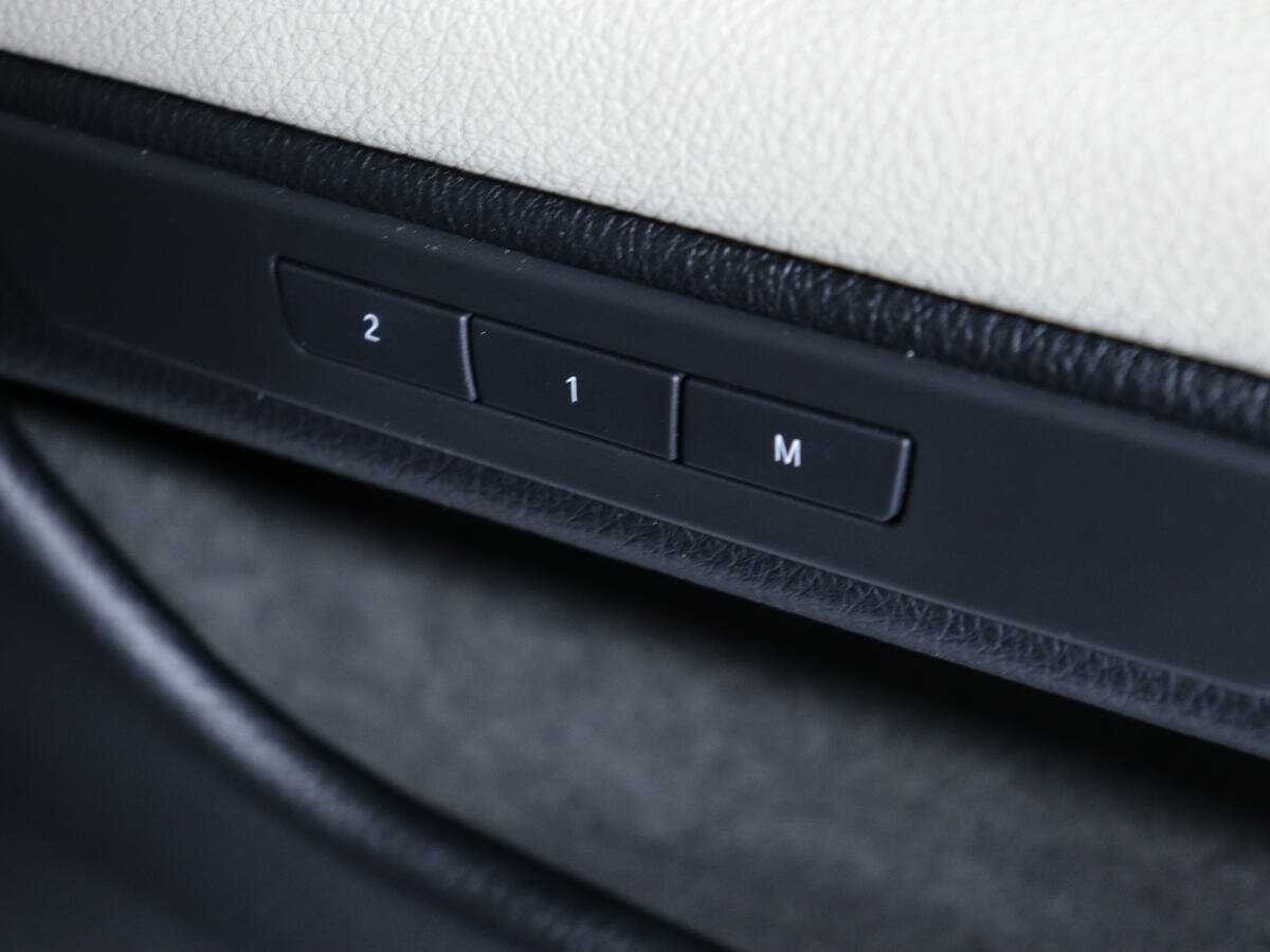 BMW 5 серии б/у, 2012, Автоматическая. Фото: #15