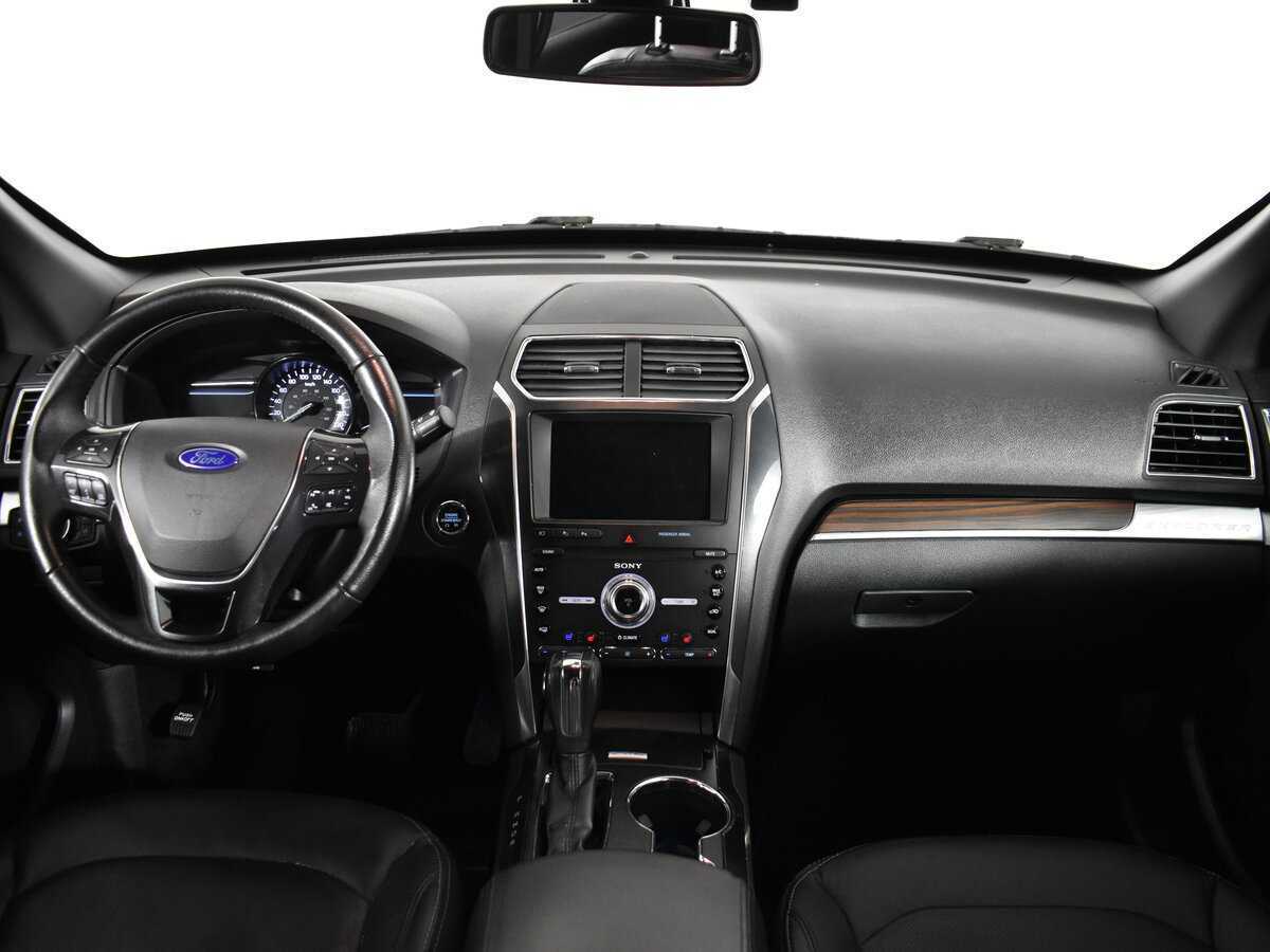 Ford Explorer б/у, 2018, Автоматическая. Фото: #15