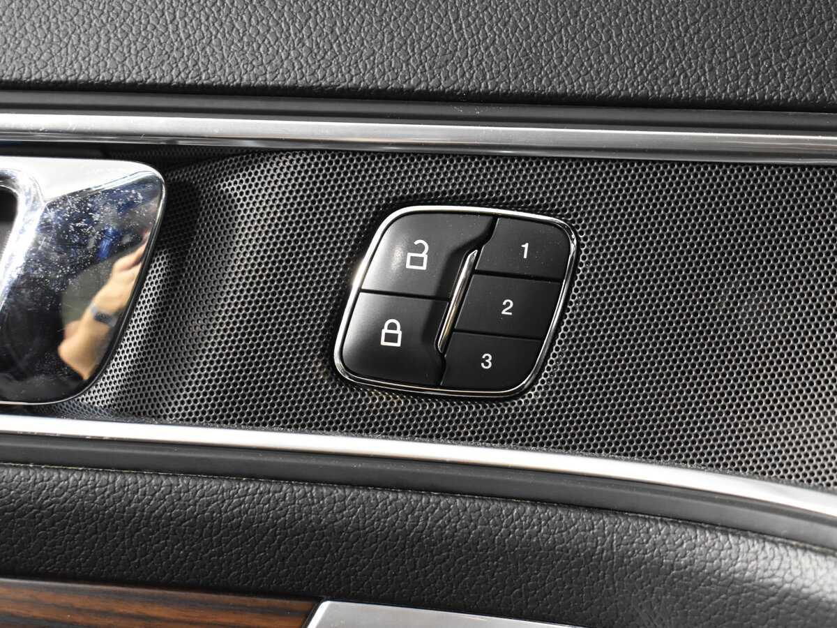 Ford Explorer б/у, 2018, Автоматическая. Фото: #18