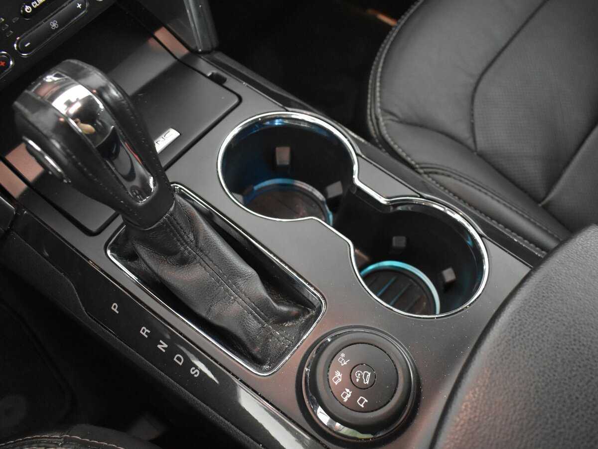 Ford Explorer б/у, 2018, Автоматическая. Фото: #20