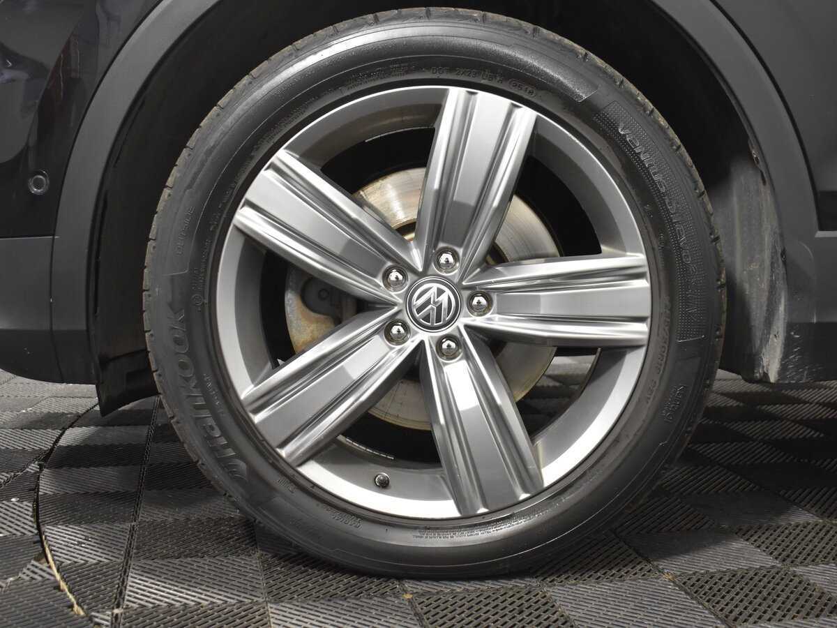 Volkswagen Tiguan б/у, 2017, Роботизированная. Фото: #11