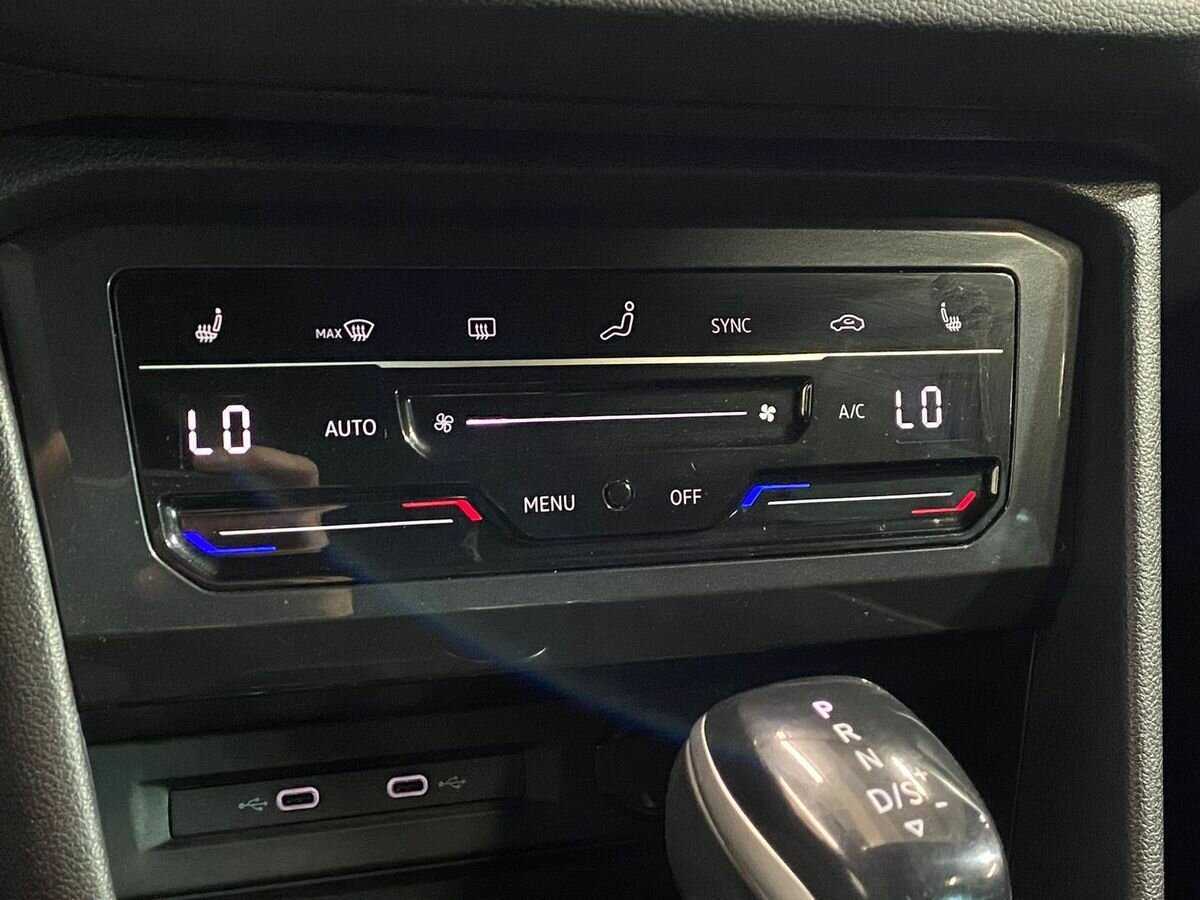 Volkswagen Tiguan б/у, 2021, Роботизированная. Фото: #15