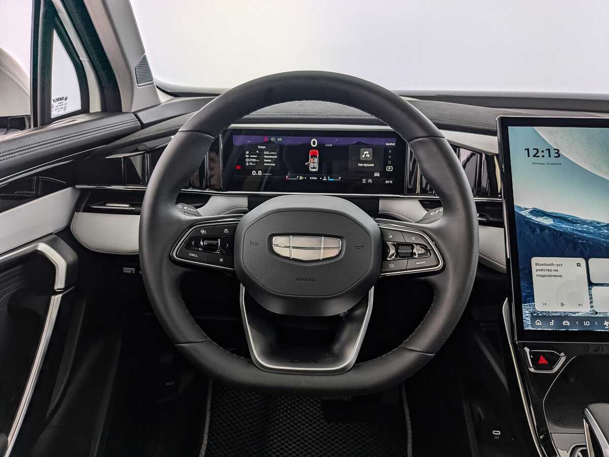 Geely Atlas б/у, 2024, Роботизированная. Фото: #15