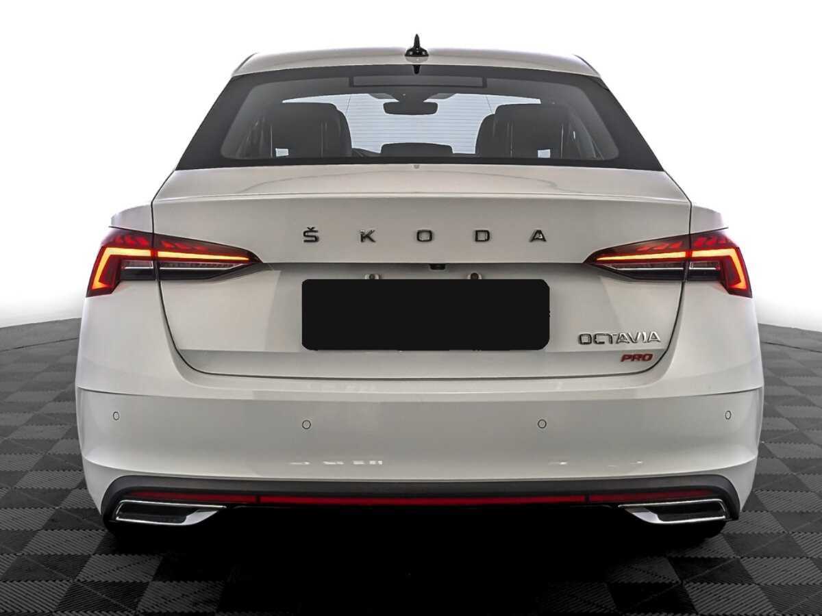 Skoda Octavia б/у, 2023, Роботизированная. Фото: #5
