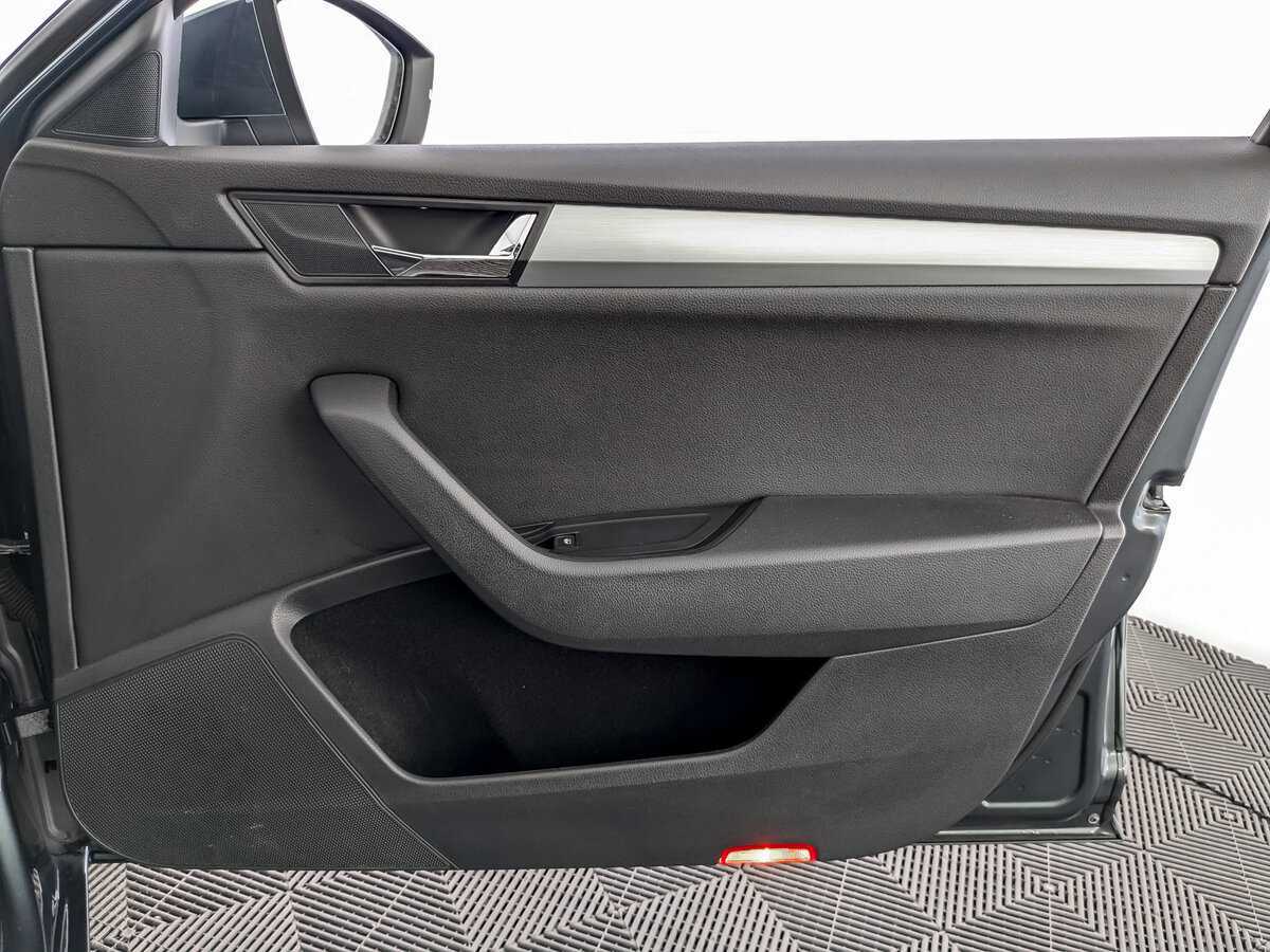 Шкода Суперб б/у, 2018, Роботизированная. Фото: #19