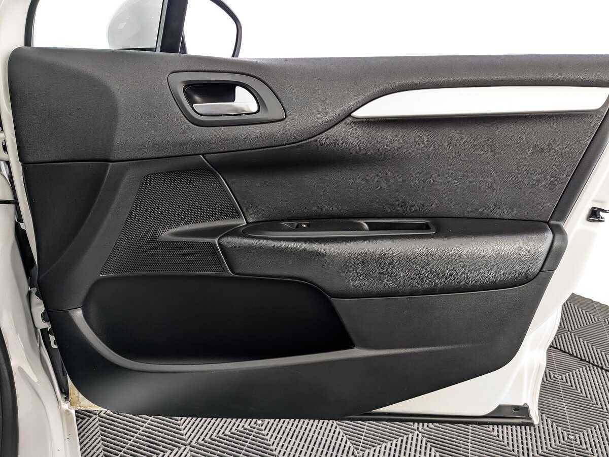 Citroen C4 б/у, 2014, Механическая. Фото: #19