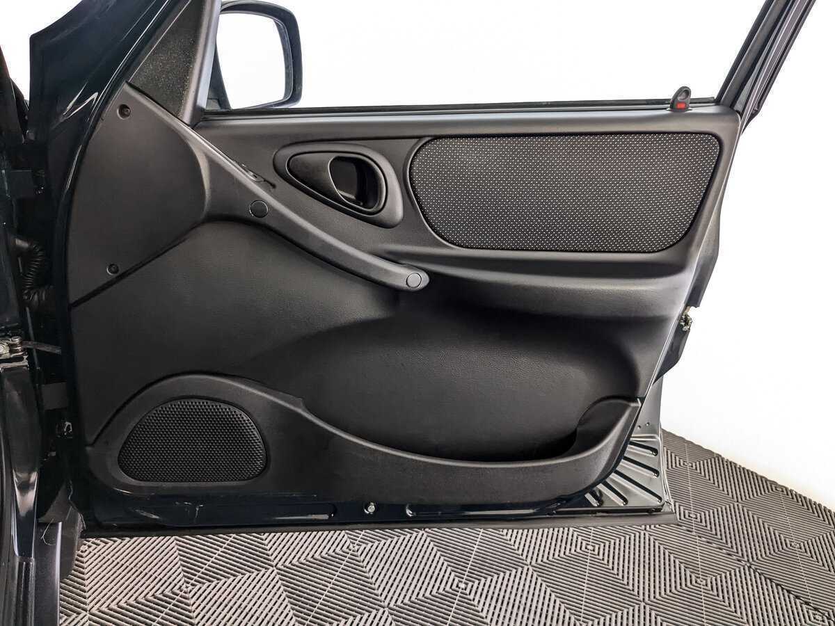 Лада (ВАЗ) Нива б/у, 2023, Механическая. Фото: #19