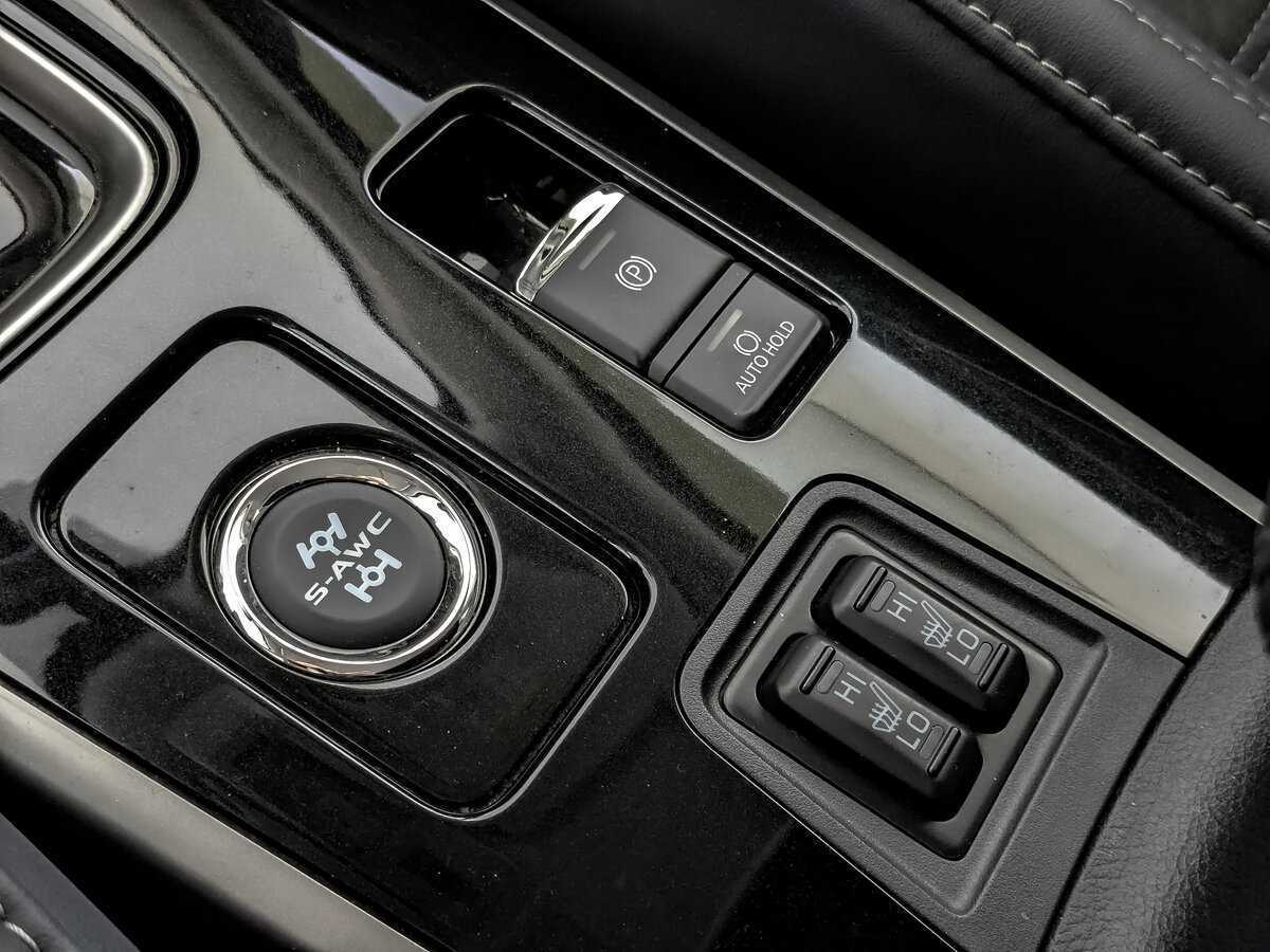 Mitsubishi Outlander б/у, 2022, Вариатор. Фото: #23