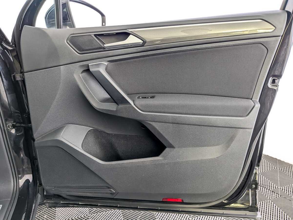 Volkswagen Tiguan б/у, 2019, Роботизированная. Фото: #19