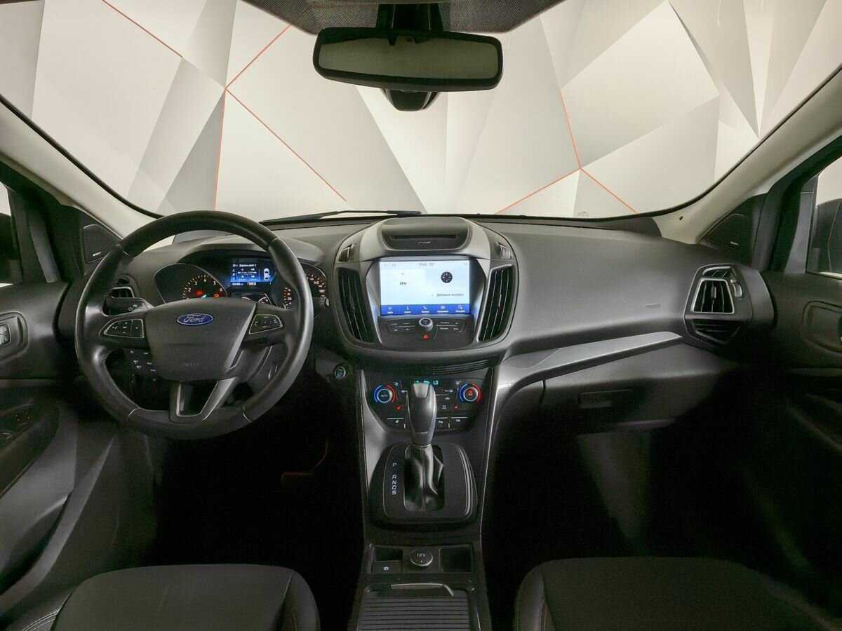 Ford Kuga б/у, 2017, Автоматическая. Фото: #9