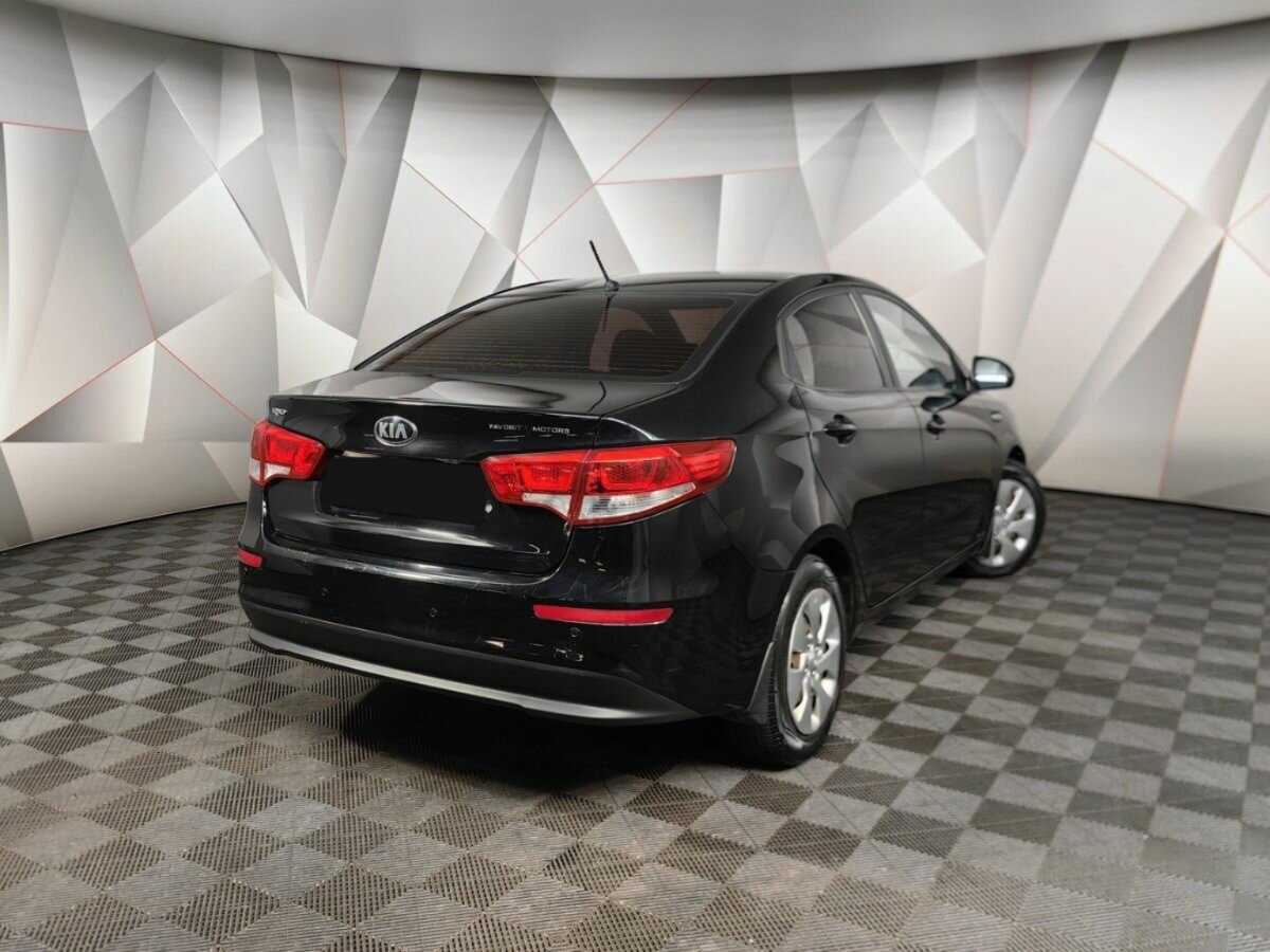 Kia Rio б/у, 2015, Автоматическая. Фото: #1