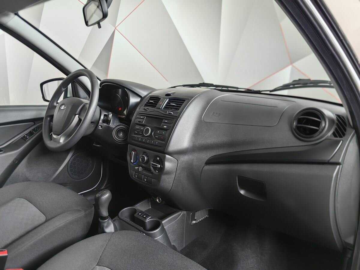 Lada (ВАЗ) Granta б/у, 2023, Механическая. Фото: #8