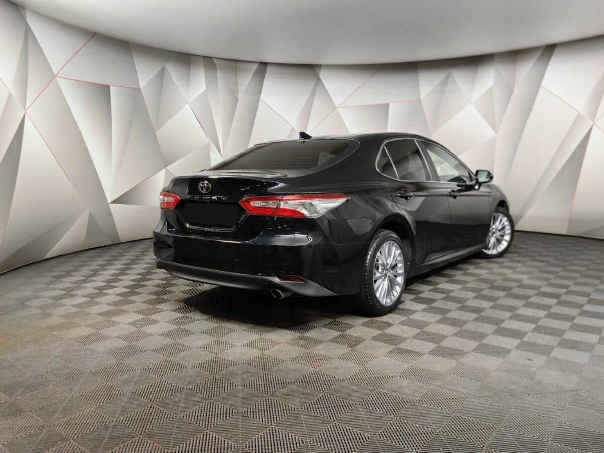 Toyota Camry б/у, 2019, Автоматическая. Фото: #1