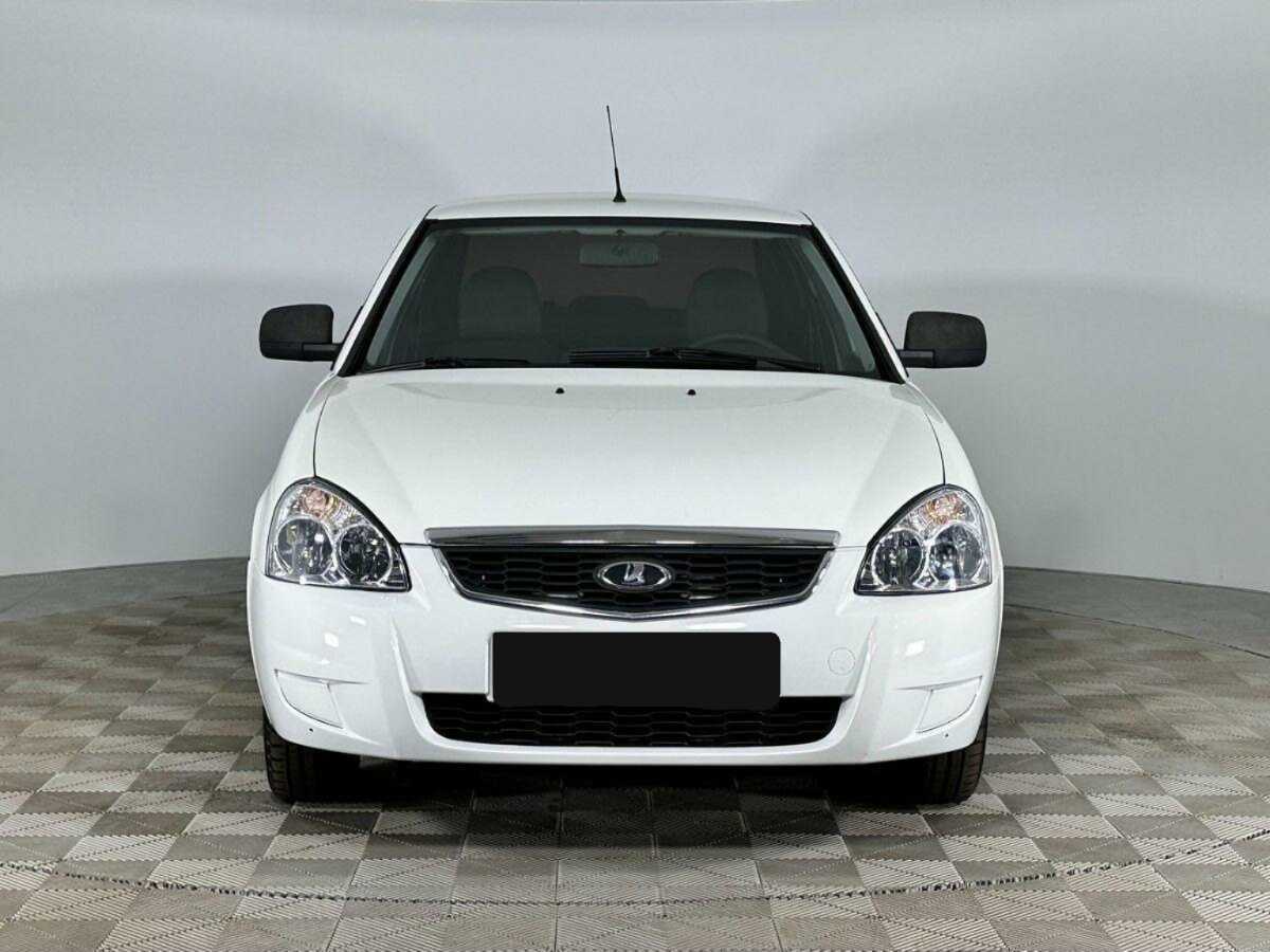 Lada (ВАЗ) Priora б/у, 2017, Механическая. Фото: #2