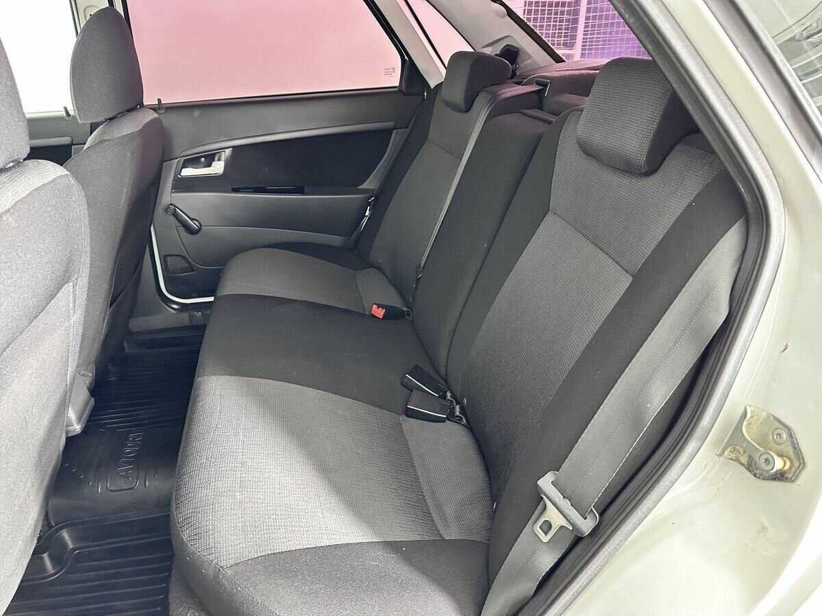 Lada (ВАЗ) Priora б/у, 2017, Механическая. Фото: #13