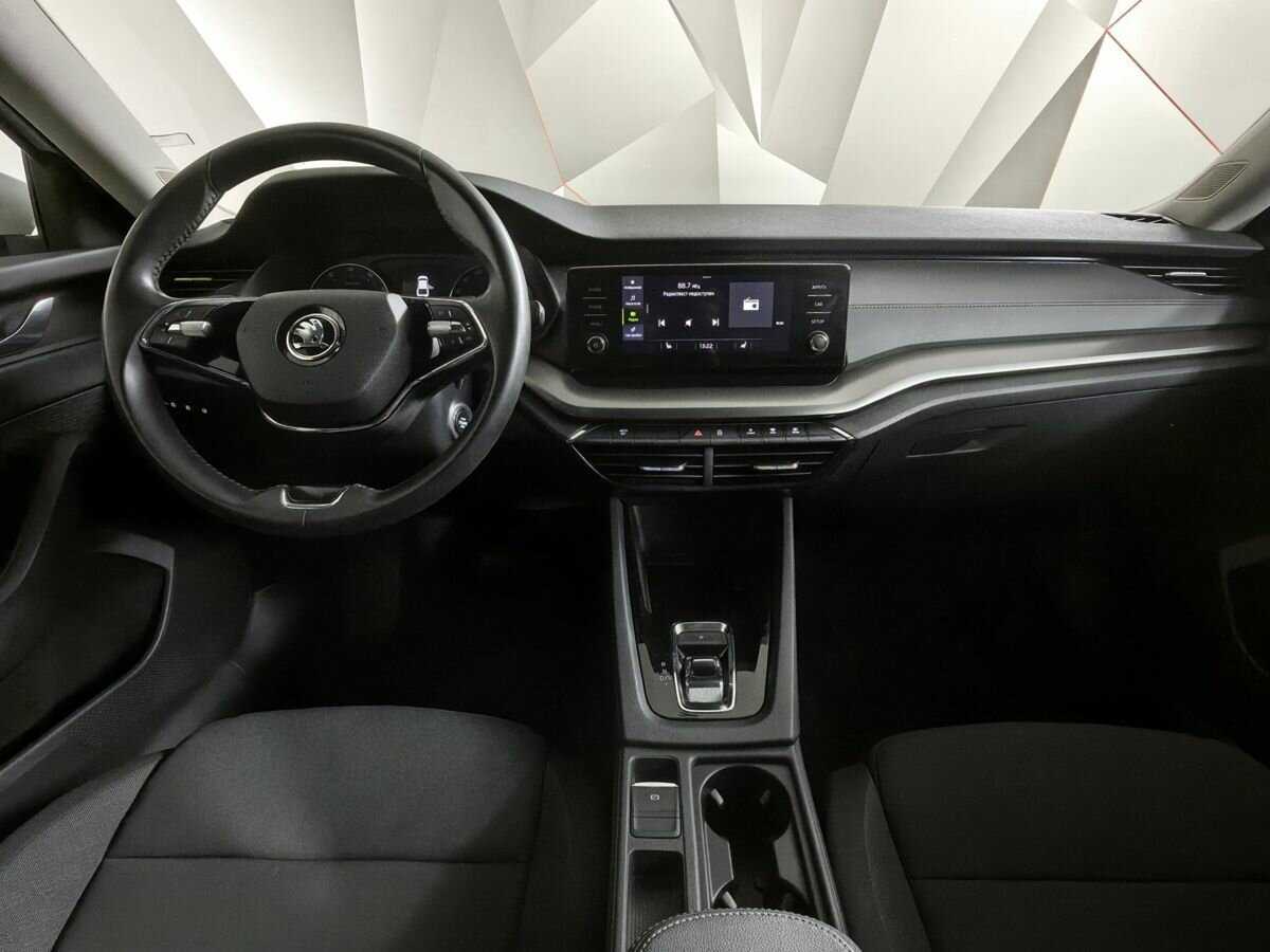 Skoda Octavia б/у, 2021, Автоматическая. Фото: #9