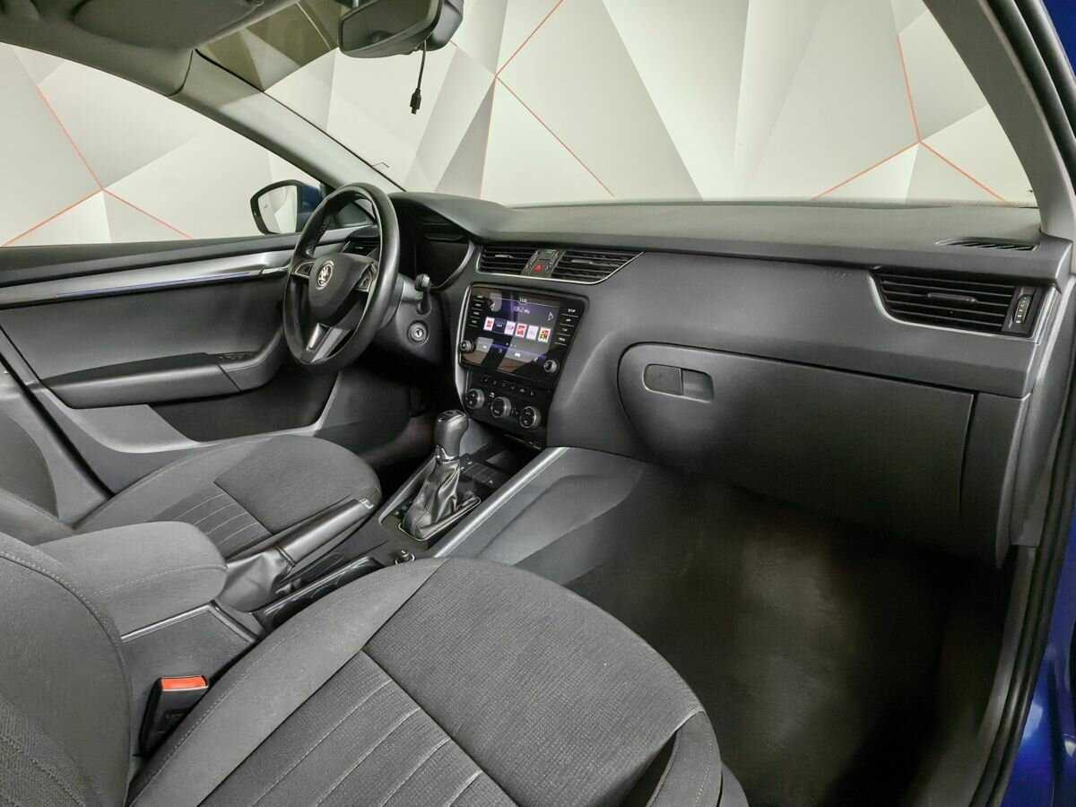 Skoda Octavia б/у, 2019, Роботизированная. Фото: #8