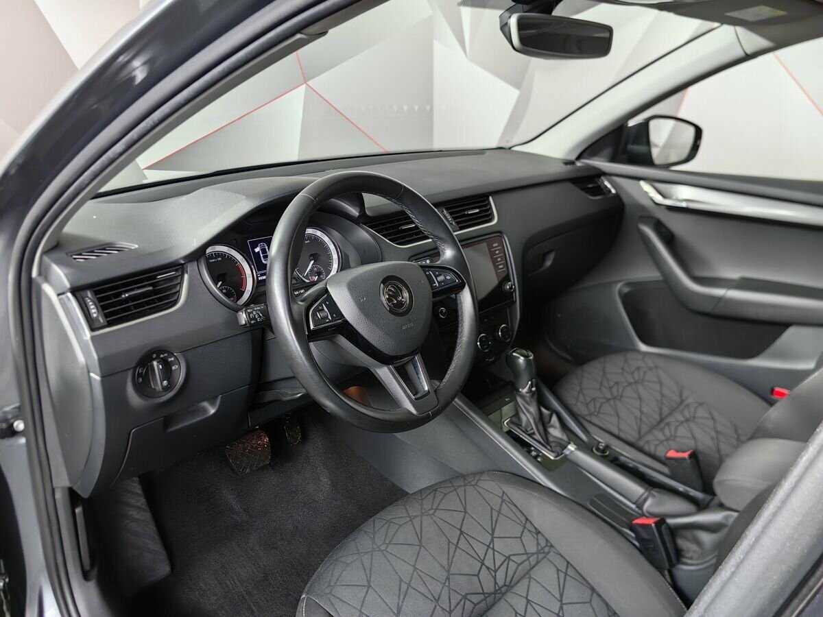 Skoda Octavia б/у, 2019, Роботизированная. Фото: #13