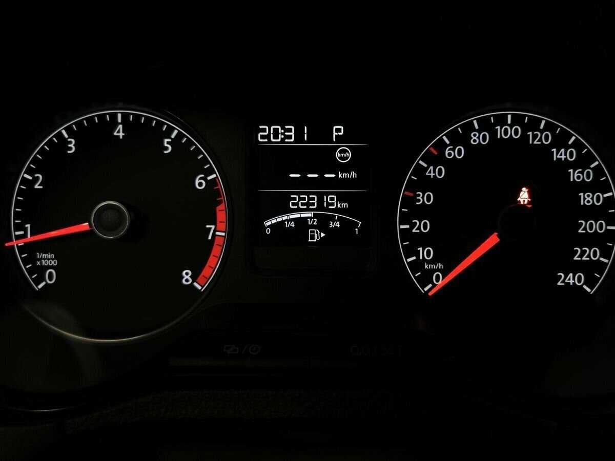 Volkswagen Polo б/у, 2016, Автоматическая. Фото: #15