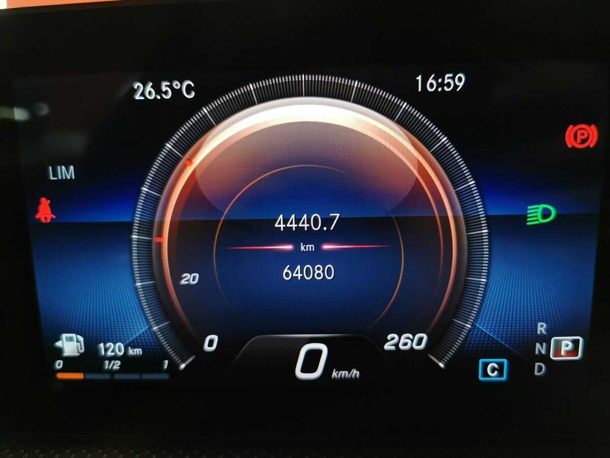 Mercedes-Benz A-Класс б/у, 2021, Роботизированная. Фото: #15