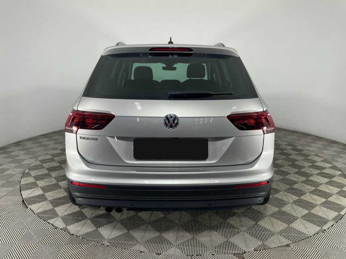 Volkswagen Tiguan б/у, 2019, Роботизированная. Фото: #2