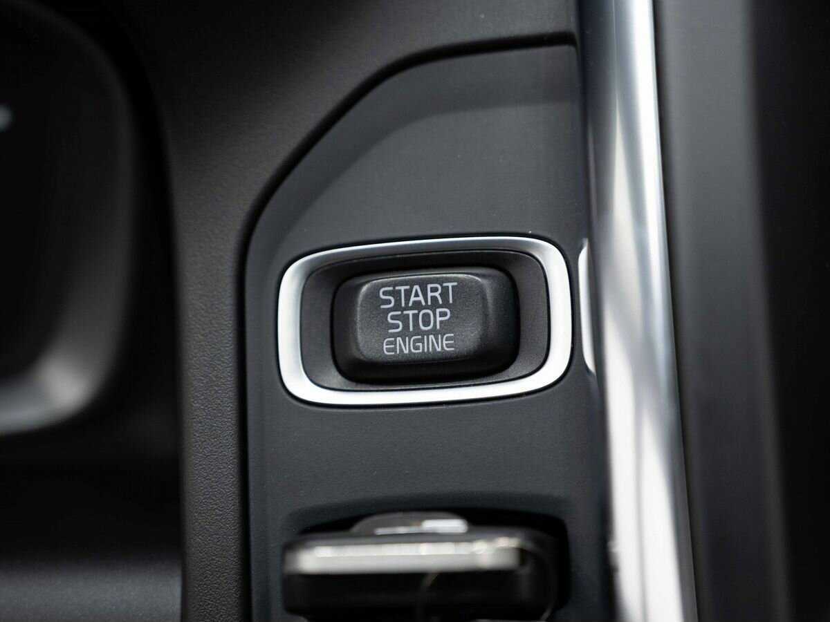 Volvo XC60 б/у, 2017, Автоматическая. Фото: #19