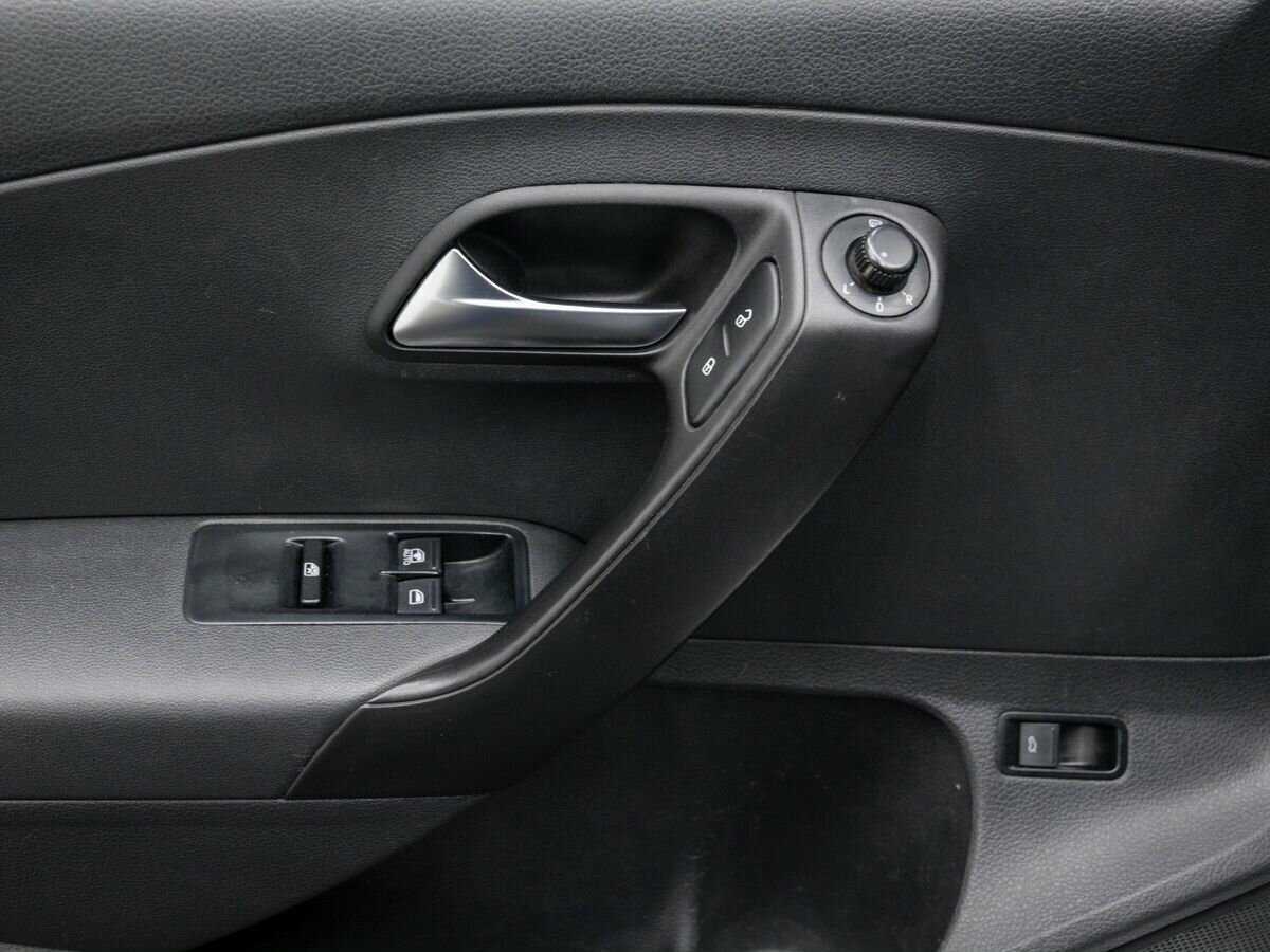 Фольксваген Поло б/у, 2013, Автоматическая. Фото: #12