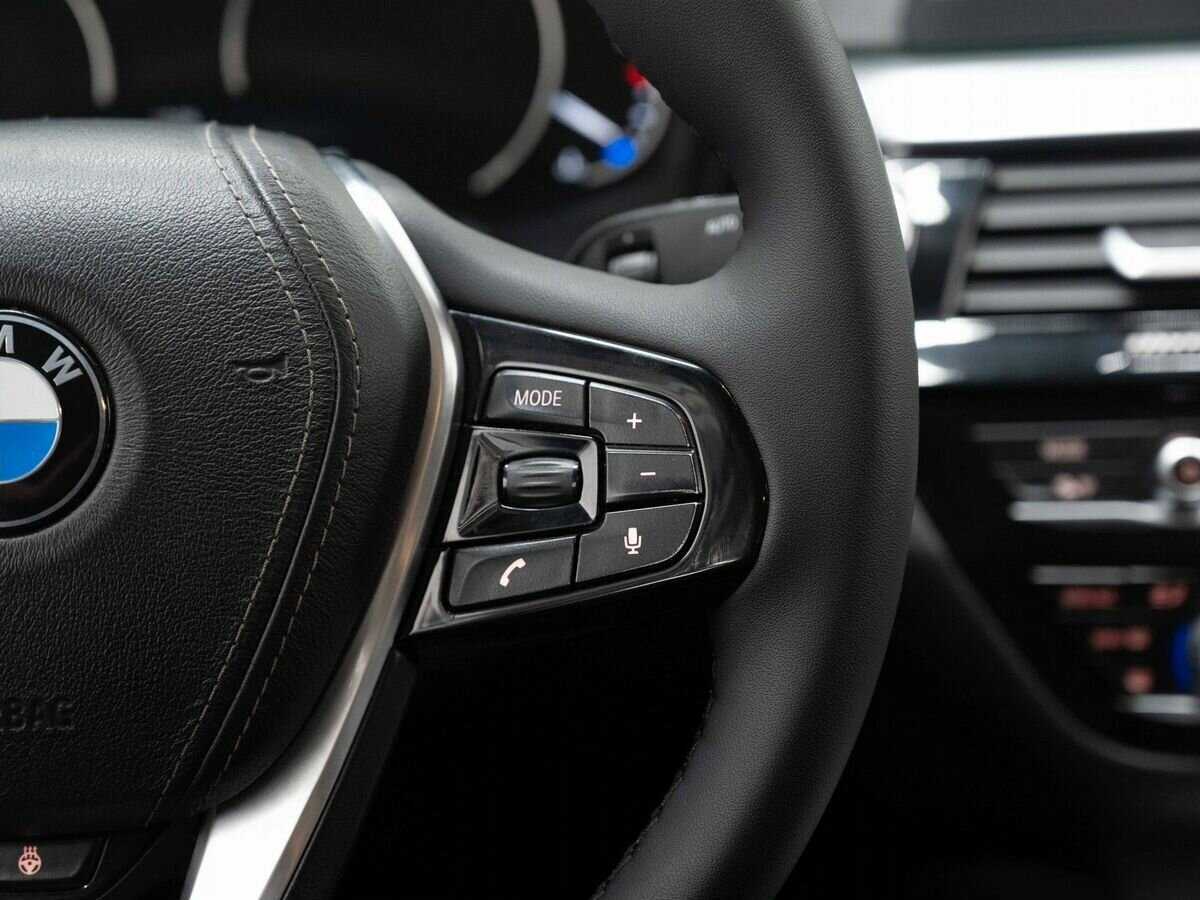 BMW 5 серии б/у, 2018, Автоматическая. Фото: #16