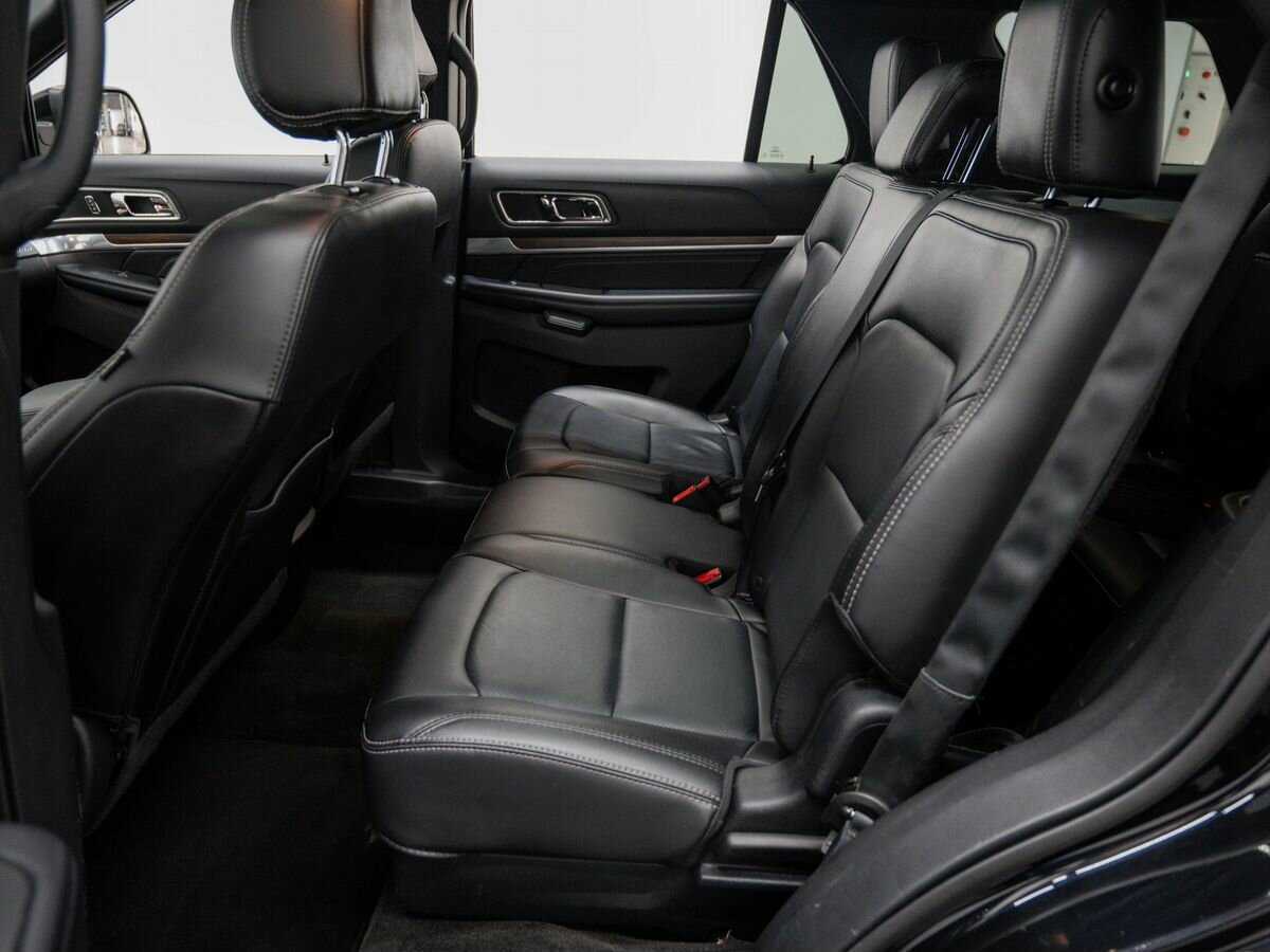 Ford Explorer б/у, 2017, Автоматическая. Фото: #13