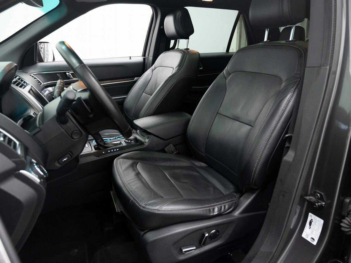 Ford Explorer б/у, 2016, Автоматическая. Фото: #7
