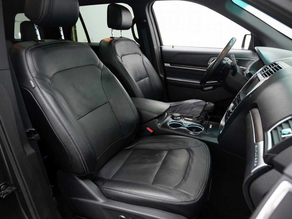 Ford Explorer б/у, 2016, Автоматическая. Фото: #12
