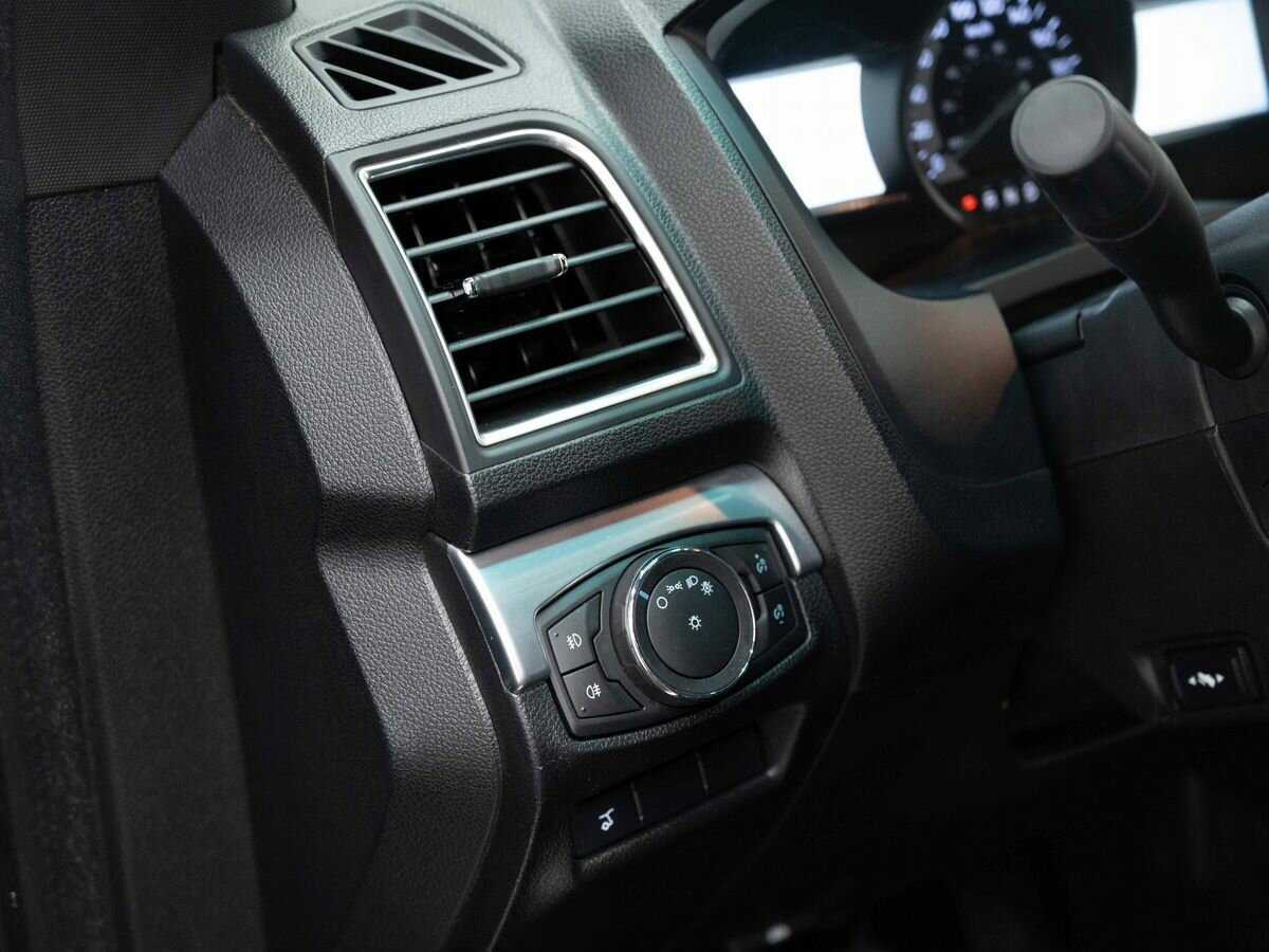 Ford Explorer б/у, 2016, Автоматическая. Фото: #25